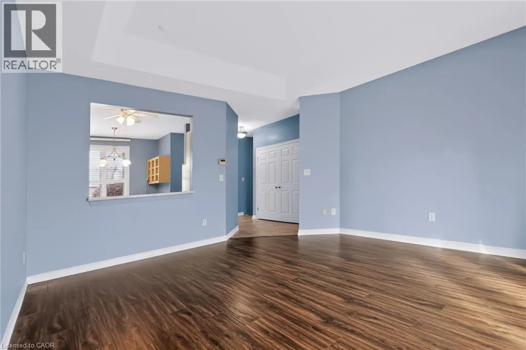 11 GREENTRAIL Drive