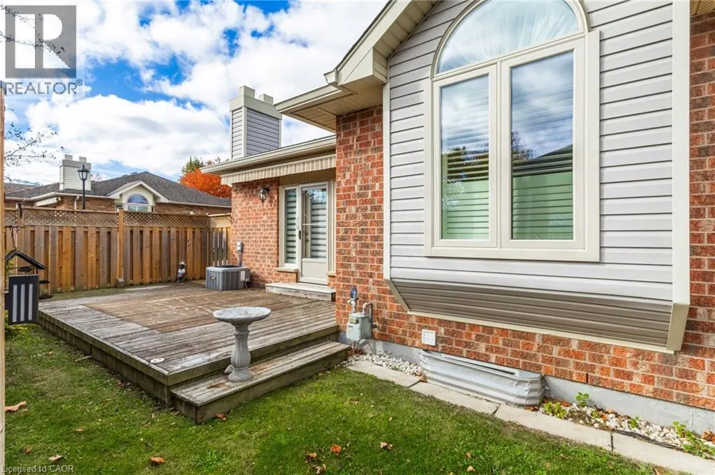 11 GREENTRAIL Drive
