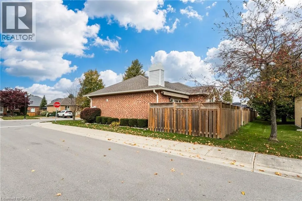 11 GREENTRAIL Drive