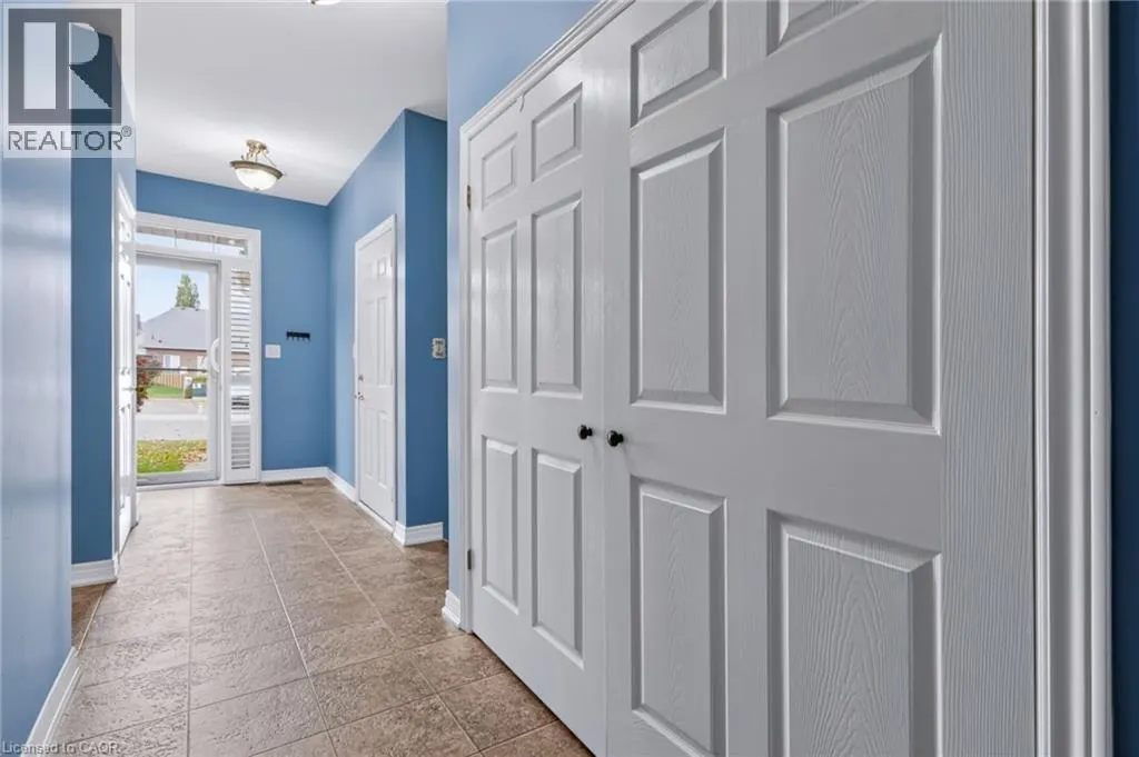 11 GREENTRAIL Drive