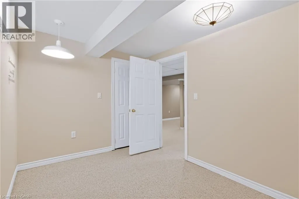 11 GREENTRAIL Drive