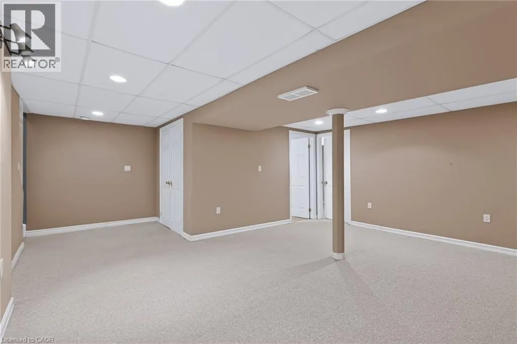 11 GREENTRAIL Drive