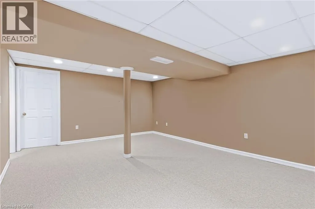 11 GREENTRAIL Drive