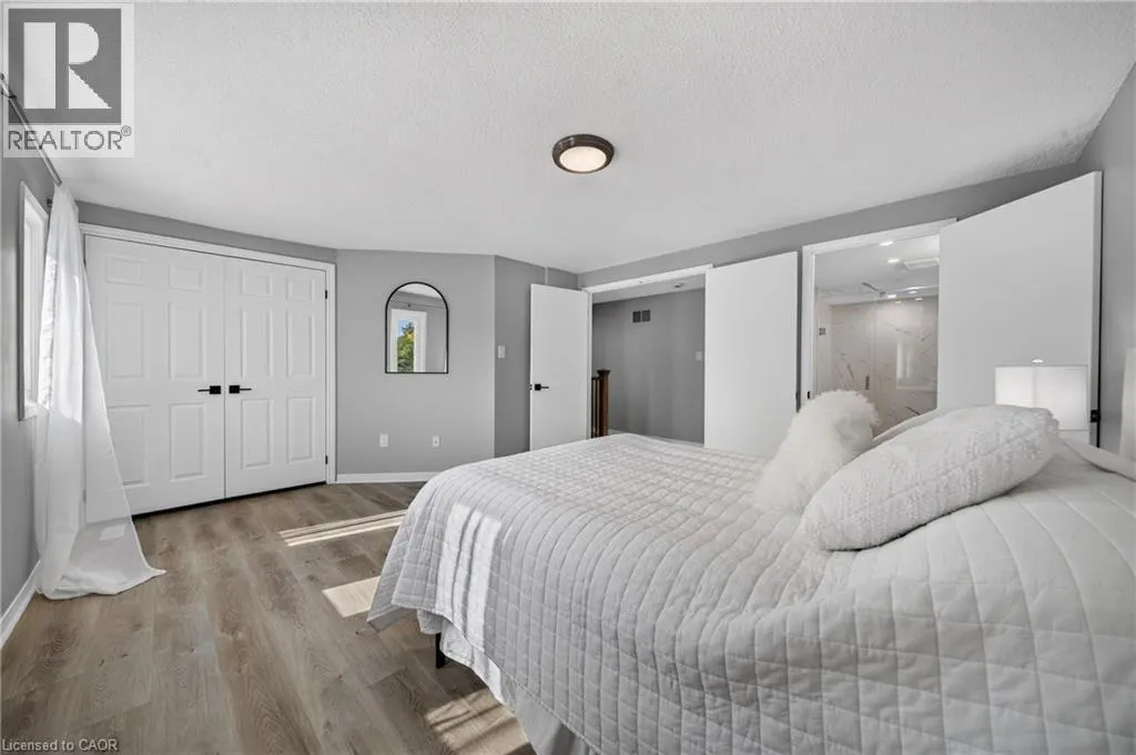 4353 SAWMILL VALLEY Drive
