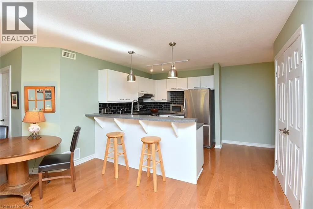 2030 CLEAVER Avenue Unit# 313 #313