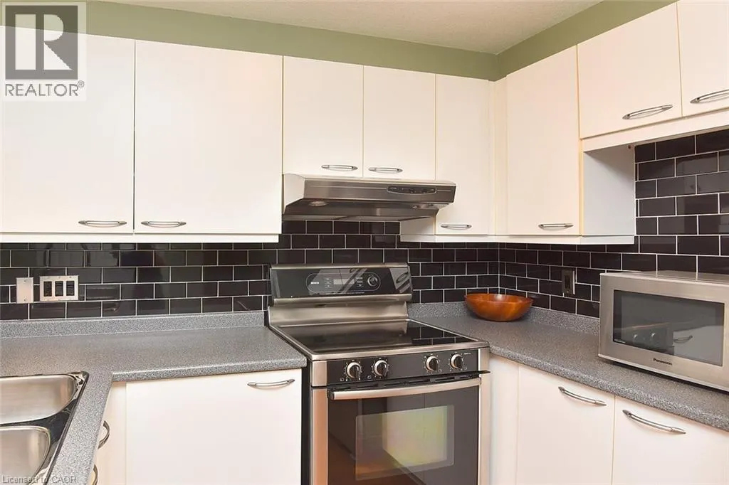 2030 CLEAVER Avenue Unit# 313 #313