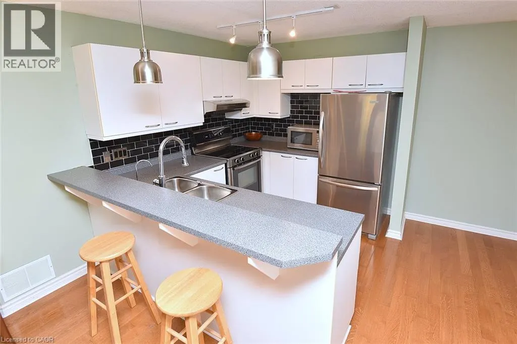 2030 CLEAVER Avenue Unit# 313 #313