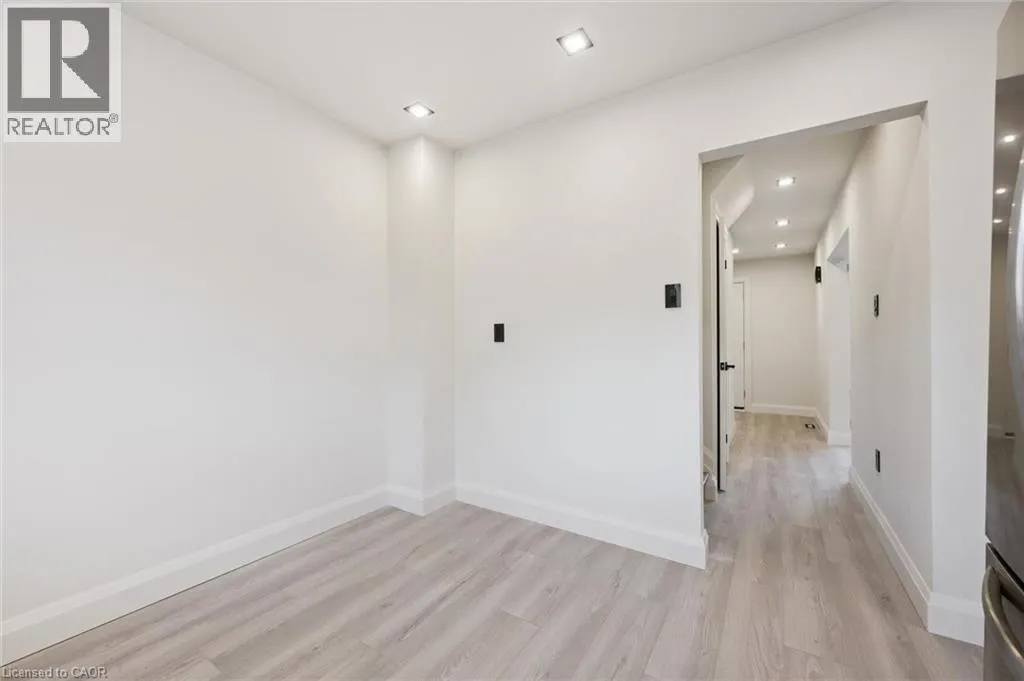5475 LAKESHORE Road Unit# 107 #107