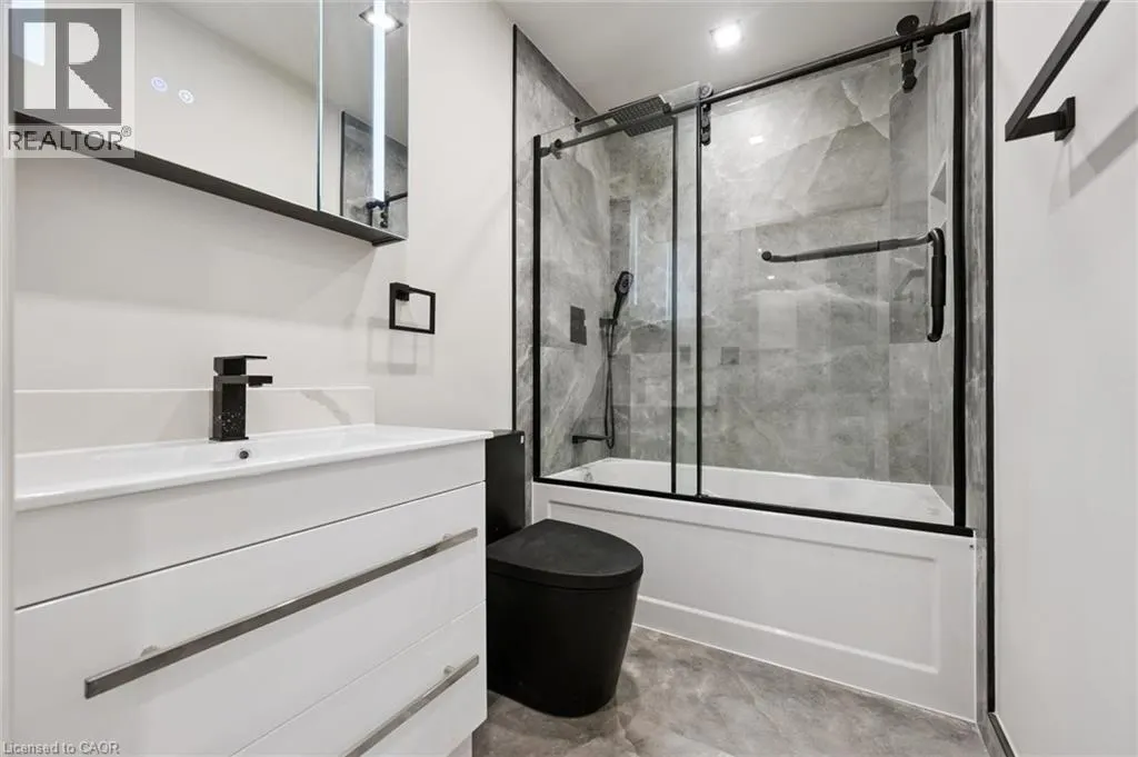 5475 LAKESHORE Road Unit# 107 #107