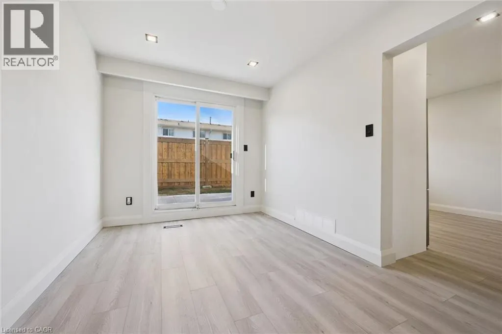 5475 LAKESHORE Road Unit# 107 #107