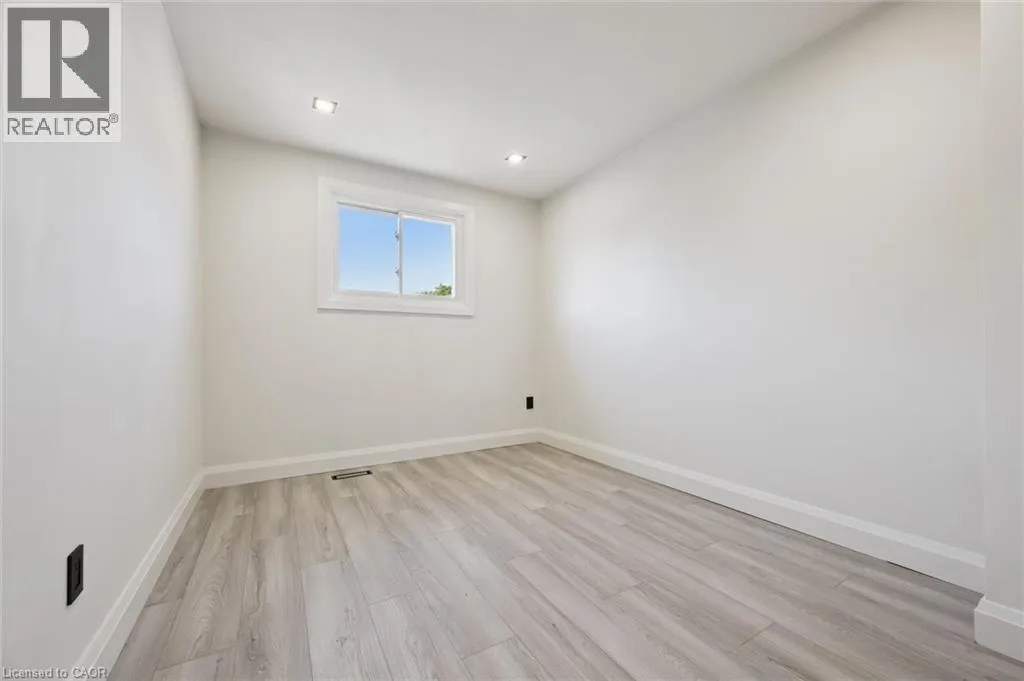 5475 LAKESHORE Road Unit# 107 #107