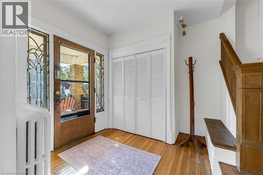52 FAIRMOUNT Avenue