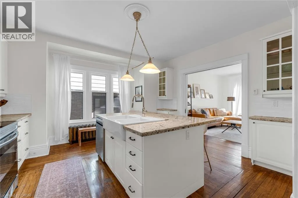 52 FAIRMOUNT Avenue