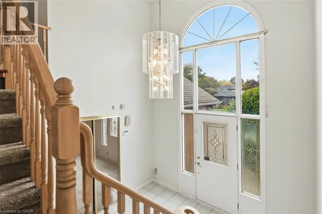 12 SUMNER Crescent