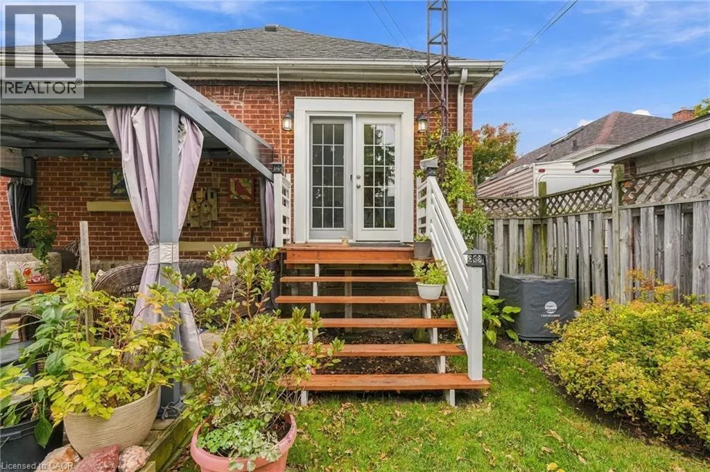 158 TOLTON Avenue