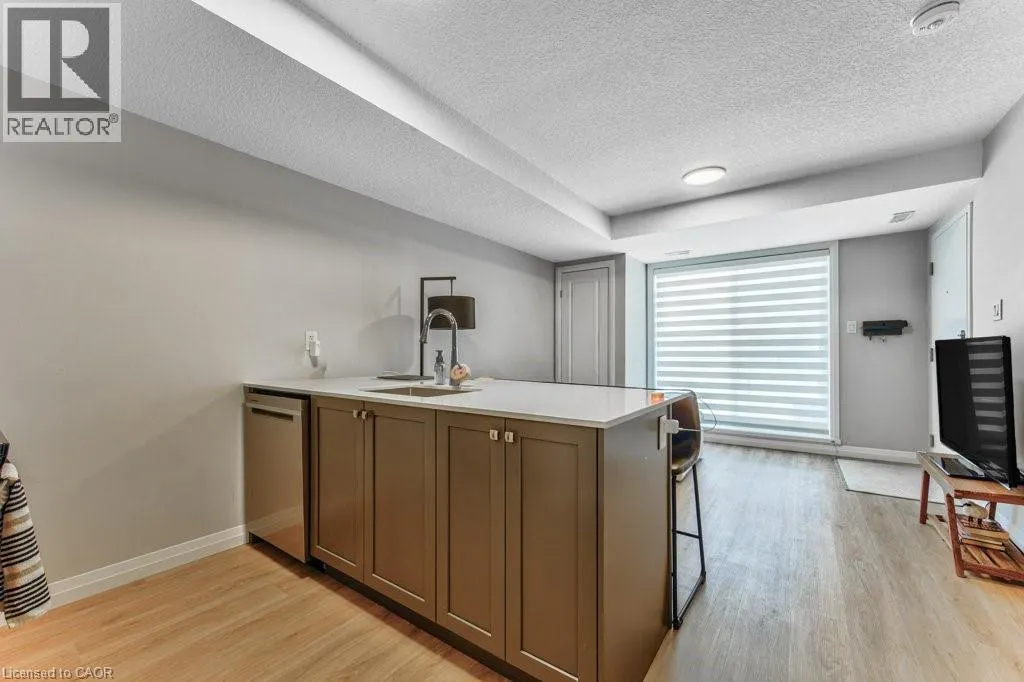 410 NORTHFIELD Drive Unit# B11 #B11