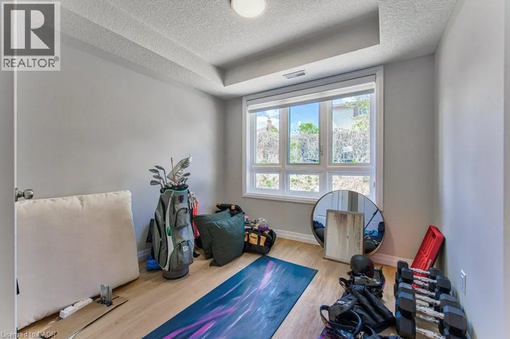 410 NORTHFIELD Drive Unit# B11 #B11
