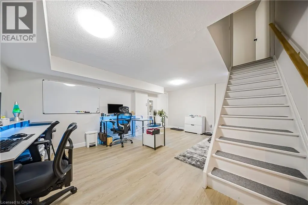 391 PIONEER Drive Unit# 3 #3