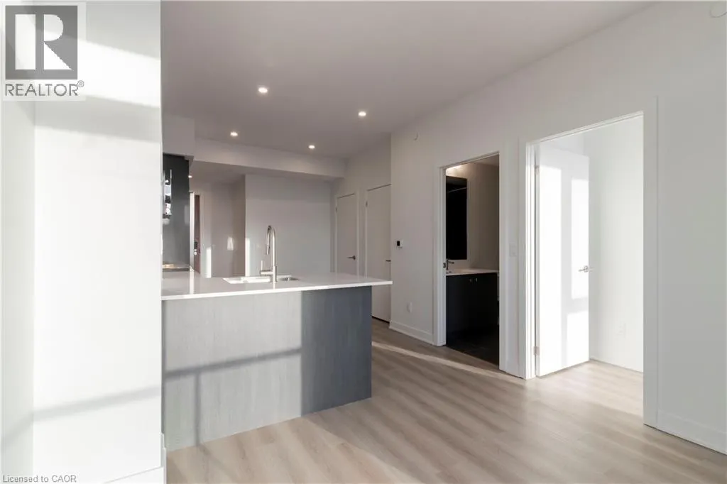25 WELLINGTON Street S Unit# 2804 #2804