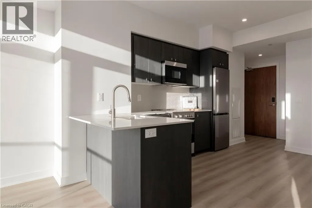 25 WELLINGTON Street S Unit# 2804 #2804