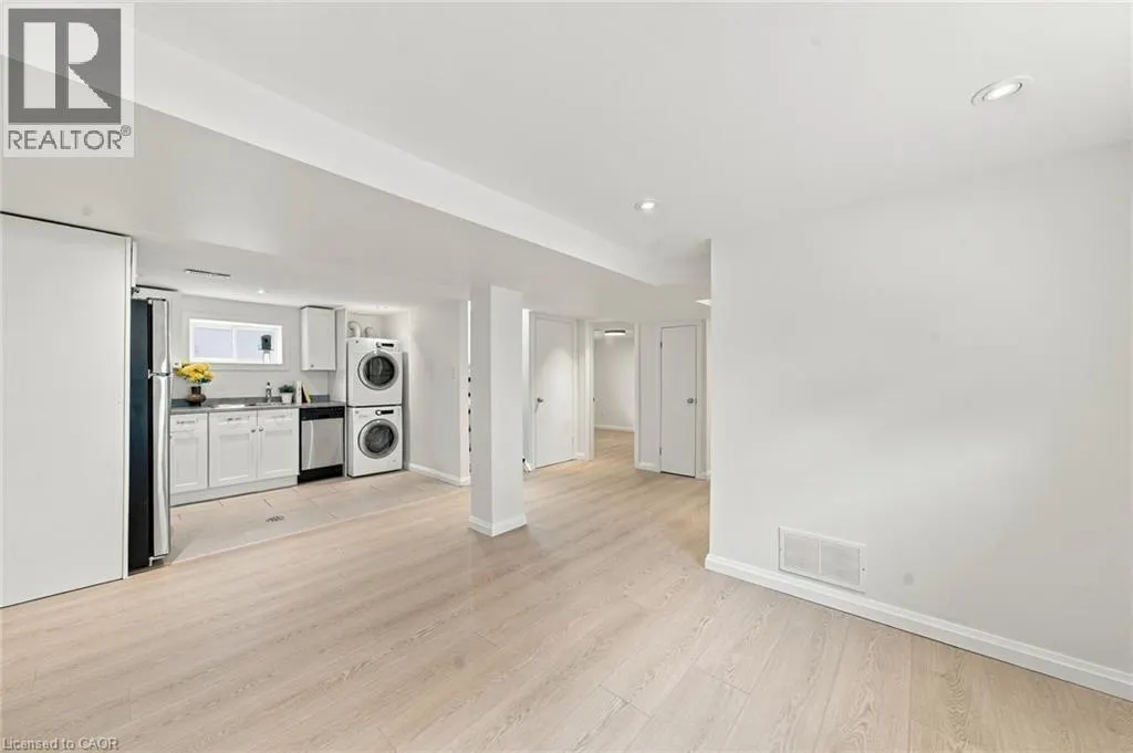 294 EAST 28TH Street