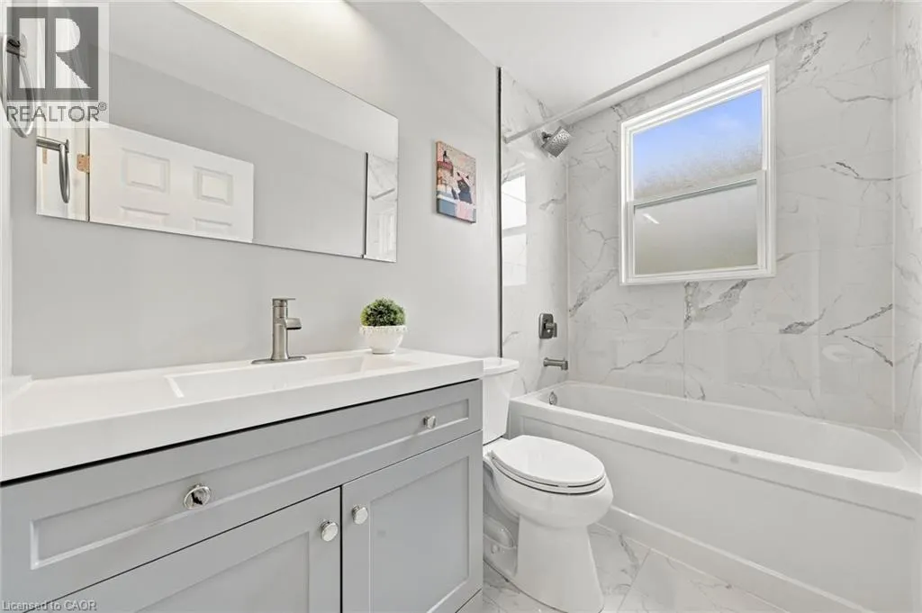 294 EAST 28TH Street