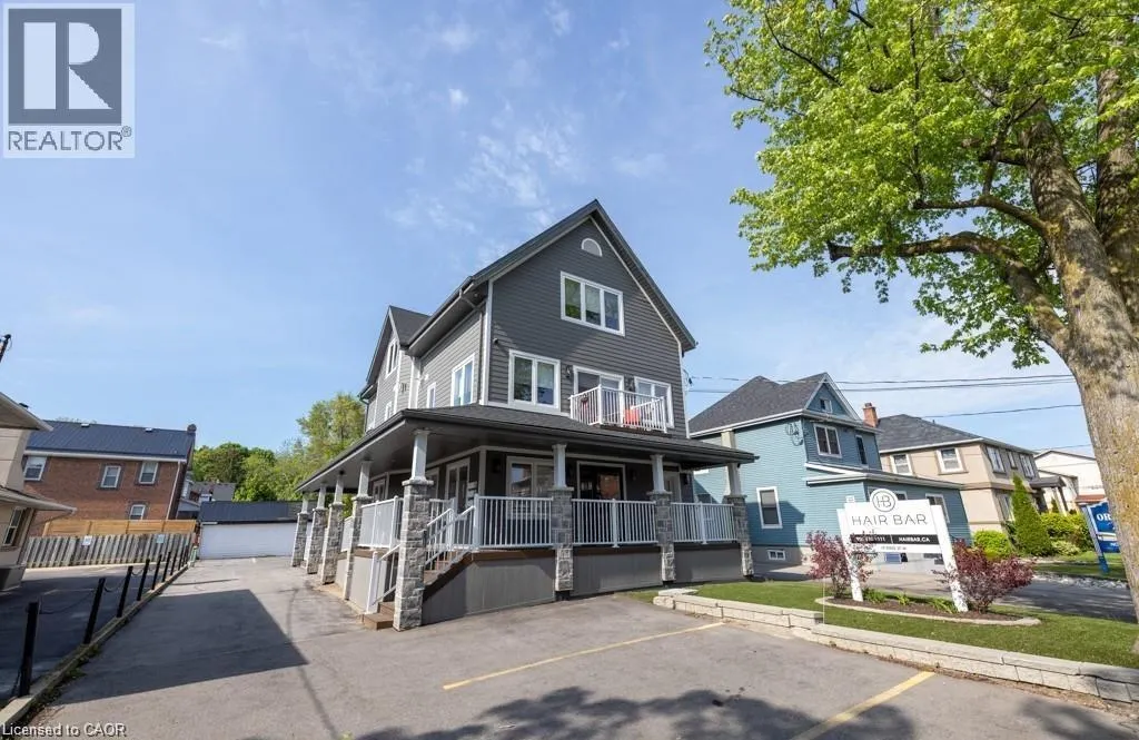19 KING Street W Unit# 2 #2