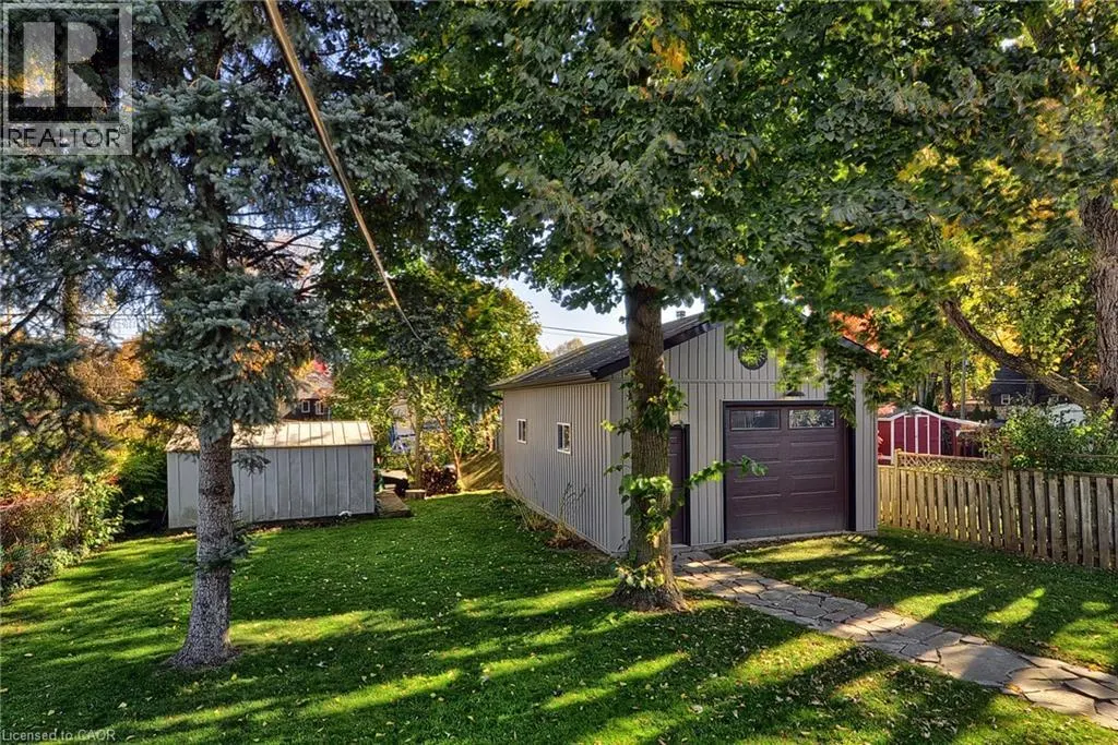 368 HURON Street