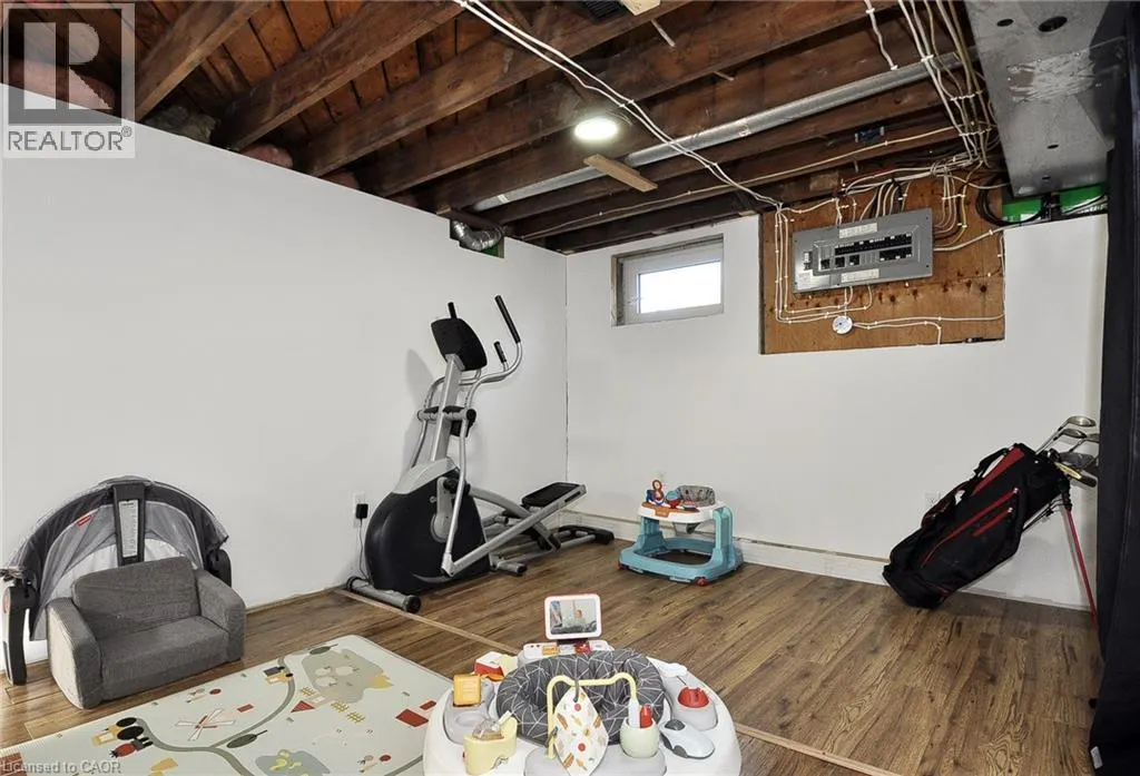368 HURON Street
