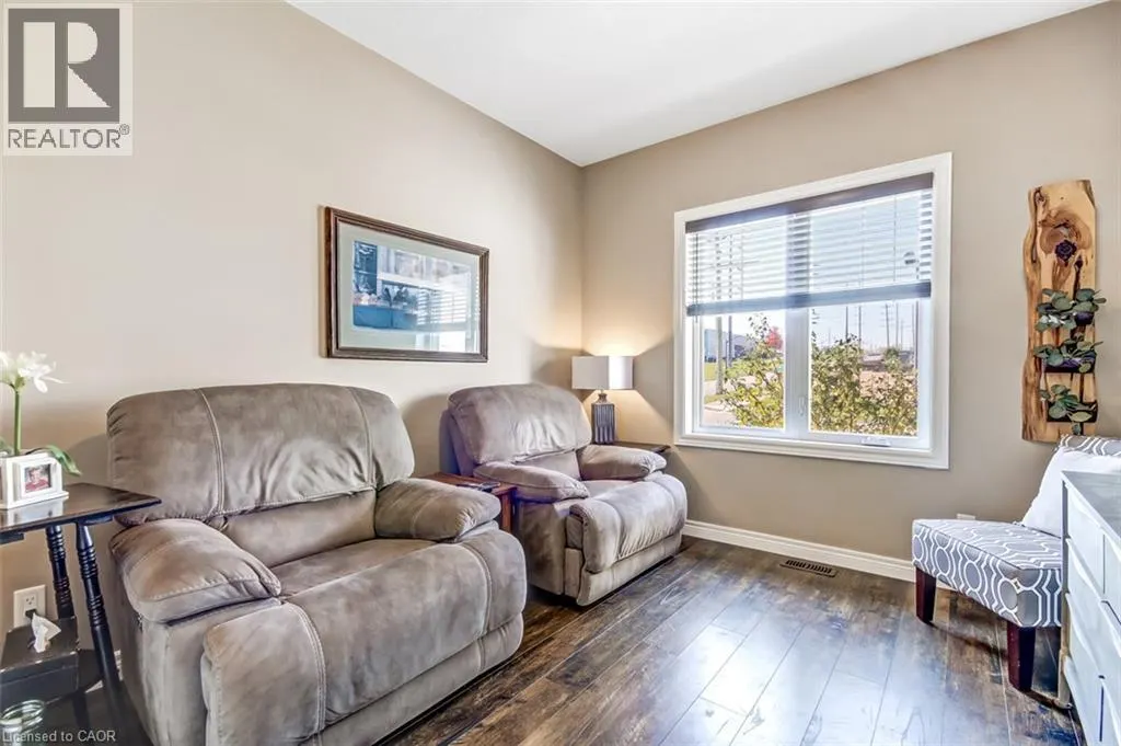 30 WHITING Drive