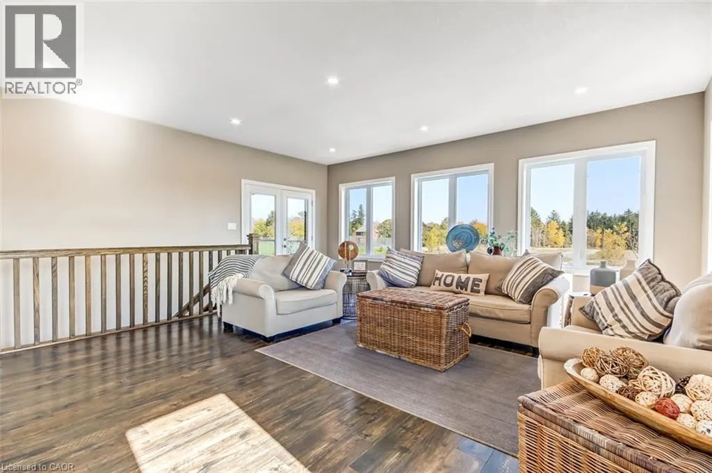 30 WHITING Drive