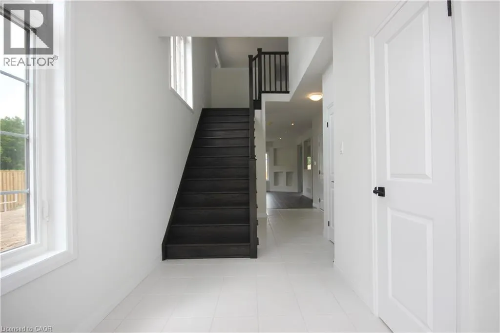 1 DRESSER Lane