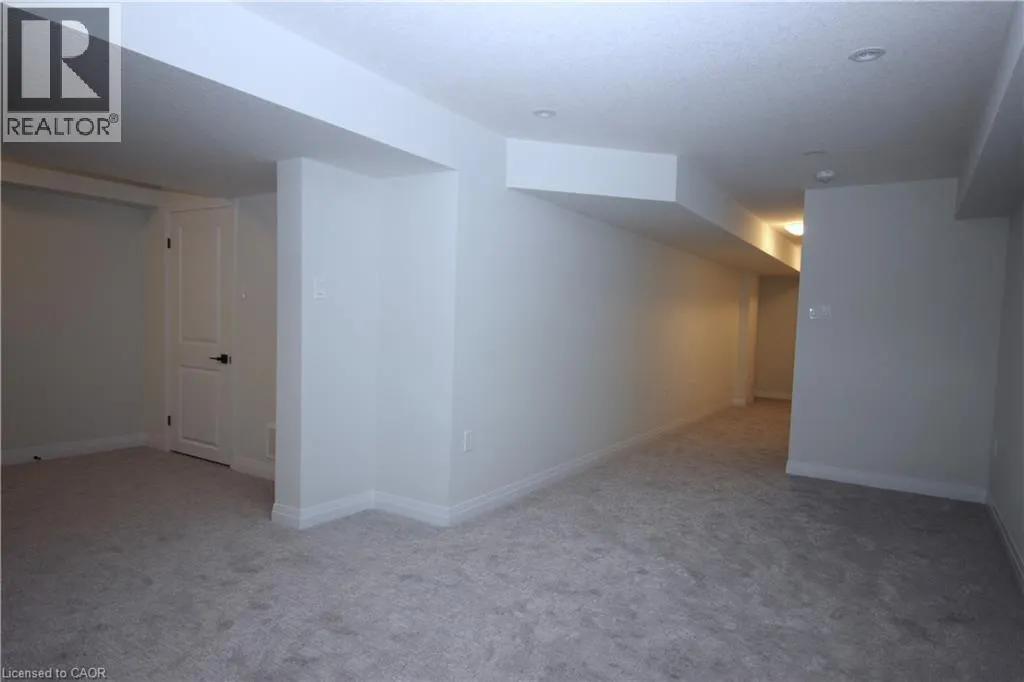 1 DRESSER Lane