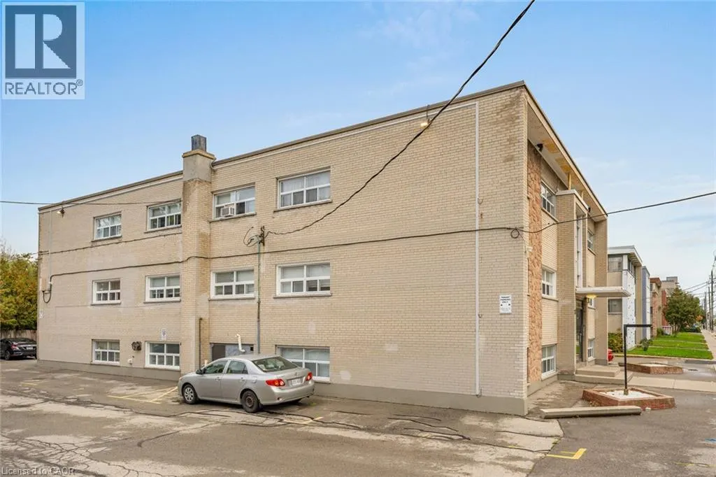 237 MOHAWK Road E Unit# 12 #12