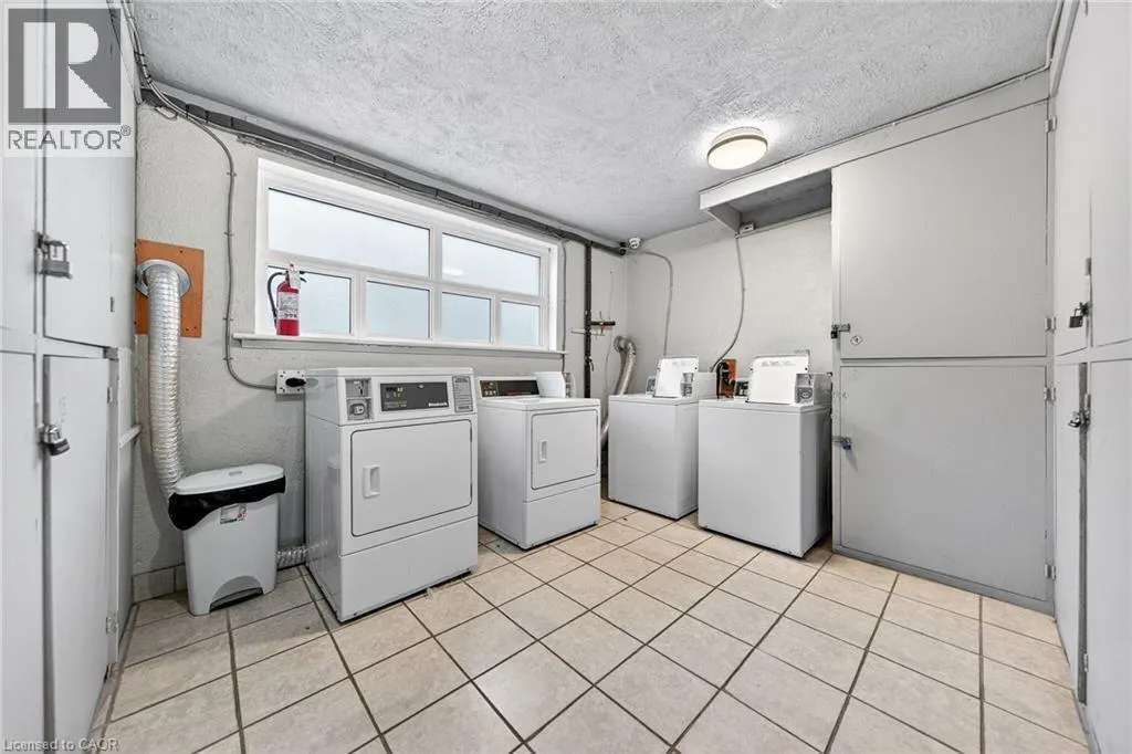 237 MOHAWK Road E Unit# 12 #12