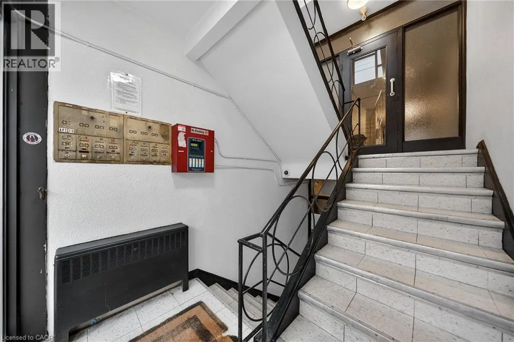 237 MOHAWK Road E Unit# 12 #12