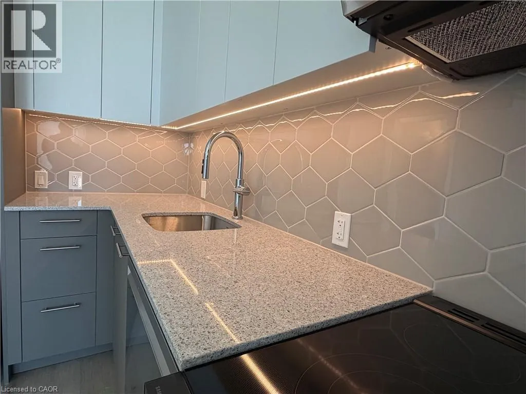 30 FRANCIS Street S Unit# 1501 #1501