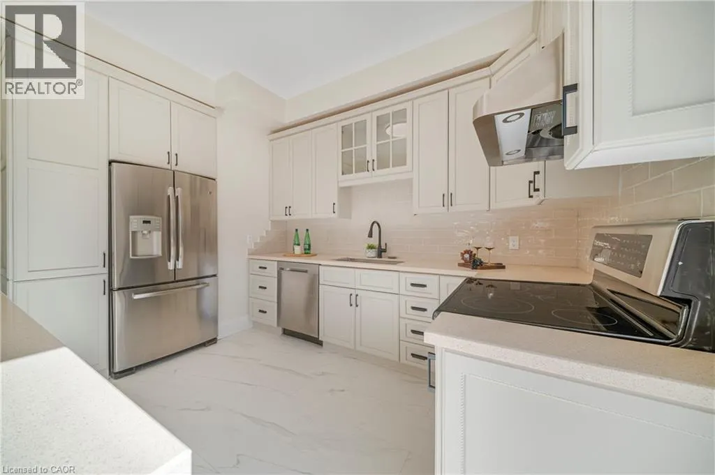 323 QUEENSTON Road
