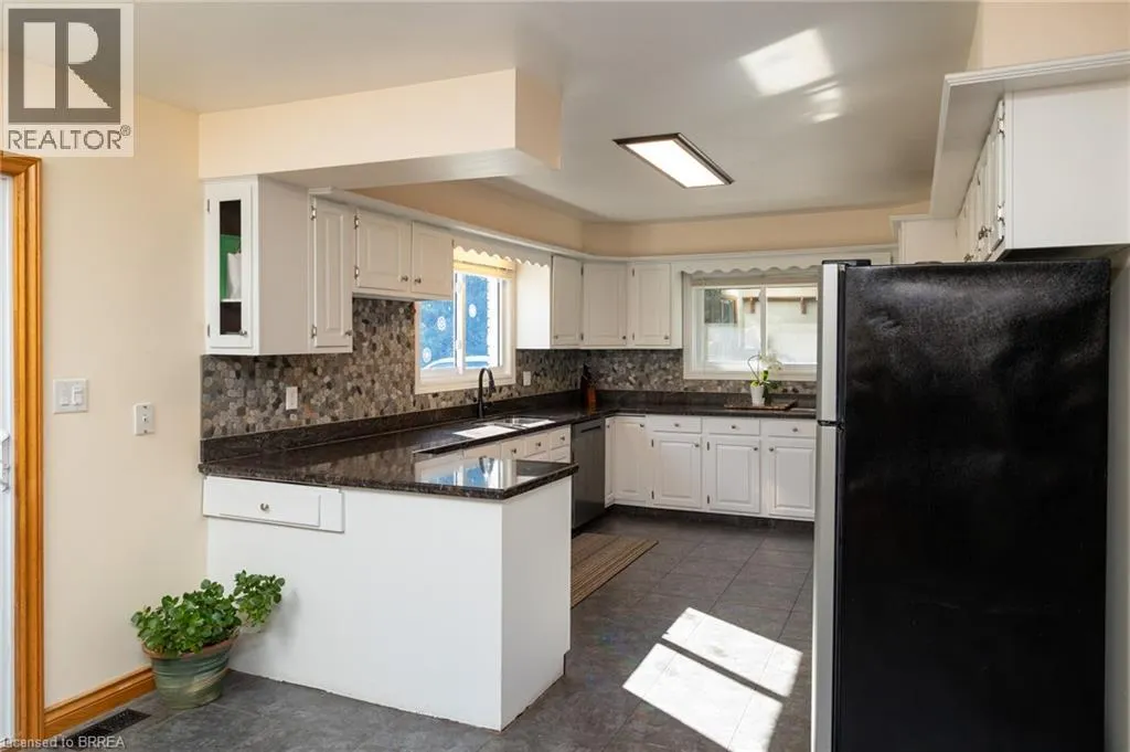 1834 WINDHAM RD 9