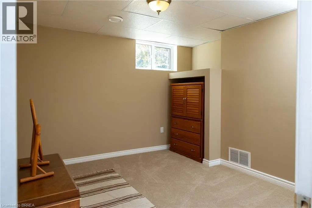 1834 WINDHAM RD 9