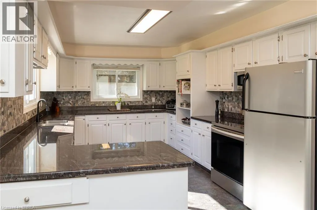 1834 WINDHAM RD 9