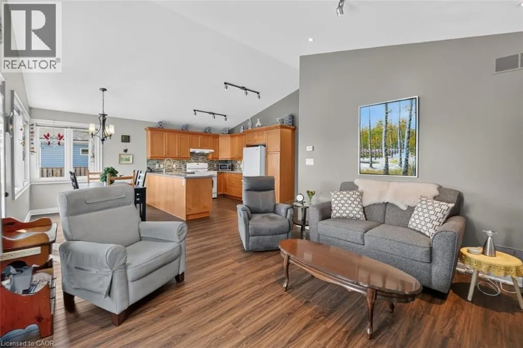 3033 TOWNLINE Road Unit# 518 #518