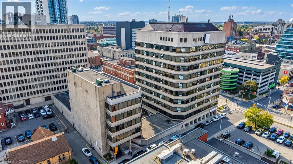 30 DUKE Street W Unit# 103 #103