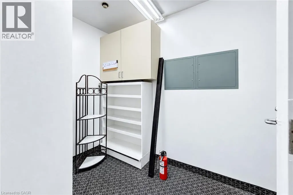30 DUKE Street W Unit# 103 #103