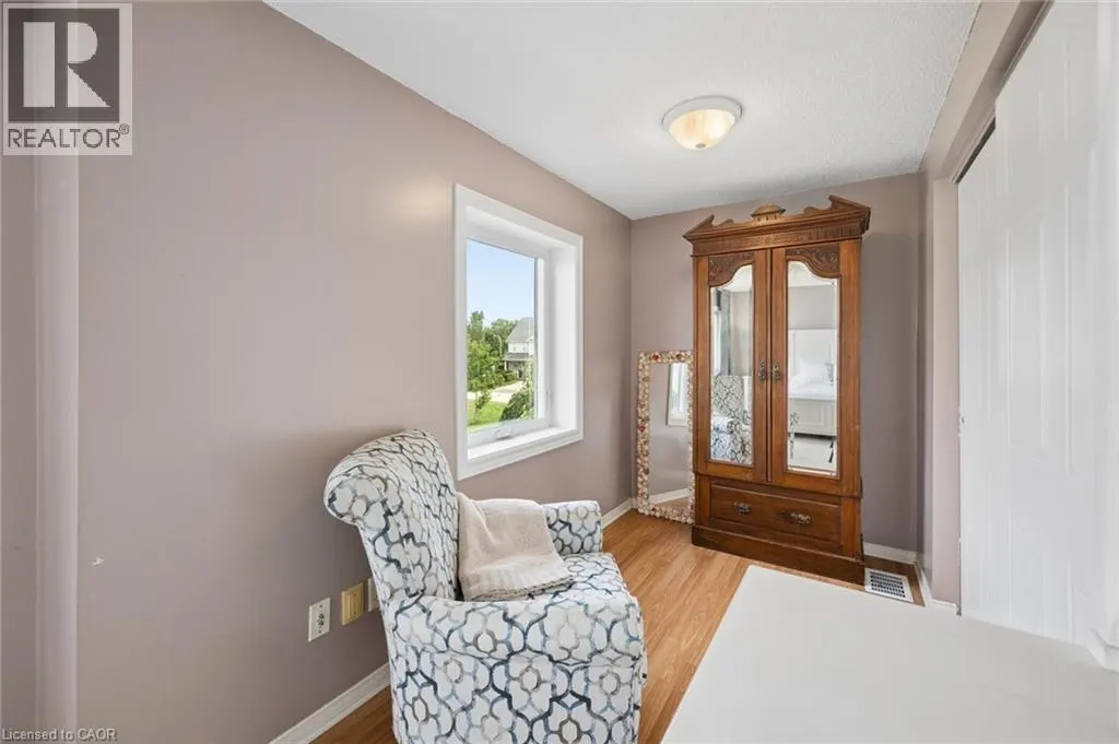 67 APPLE TREE Drive