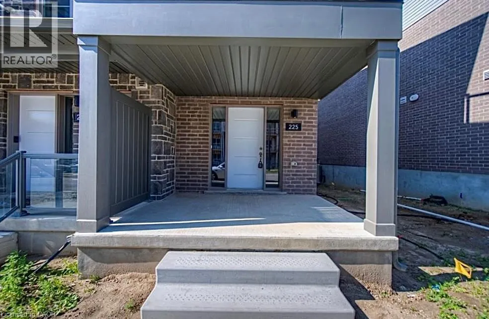 205 WEST OAK Trail Unit# 225 #225