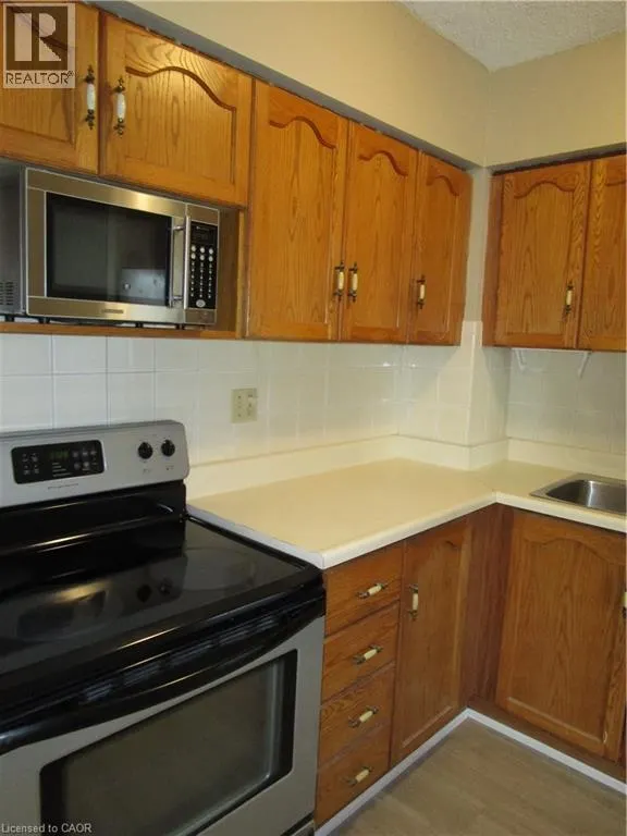 180 LIMERIDGE Road W Unit# 401 #401