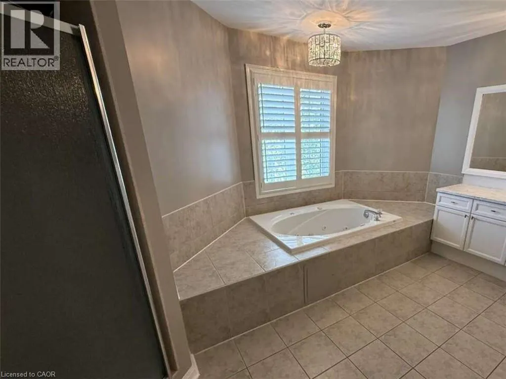 5673 ROSEVILLE Court