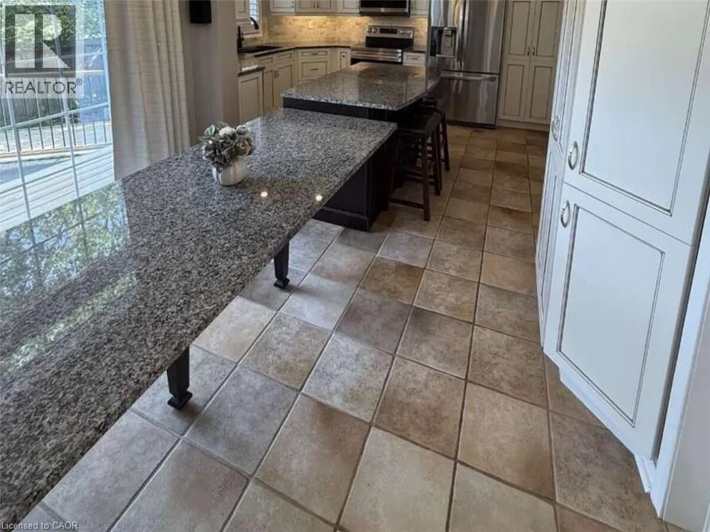 5673 ROSEVILLE Court