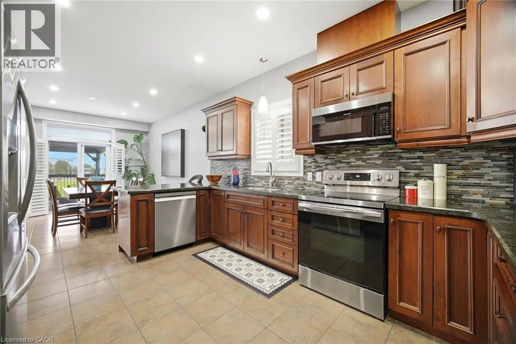79 GARINGER Crescent